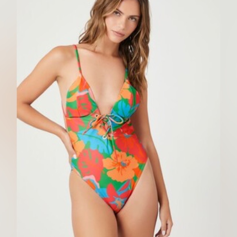 Last chance…Forever 21 Swimsuit One Piece Tropical Floral S Small